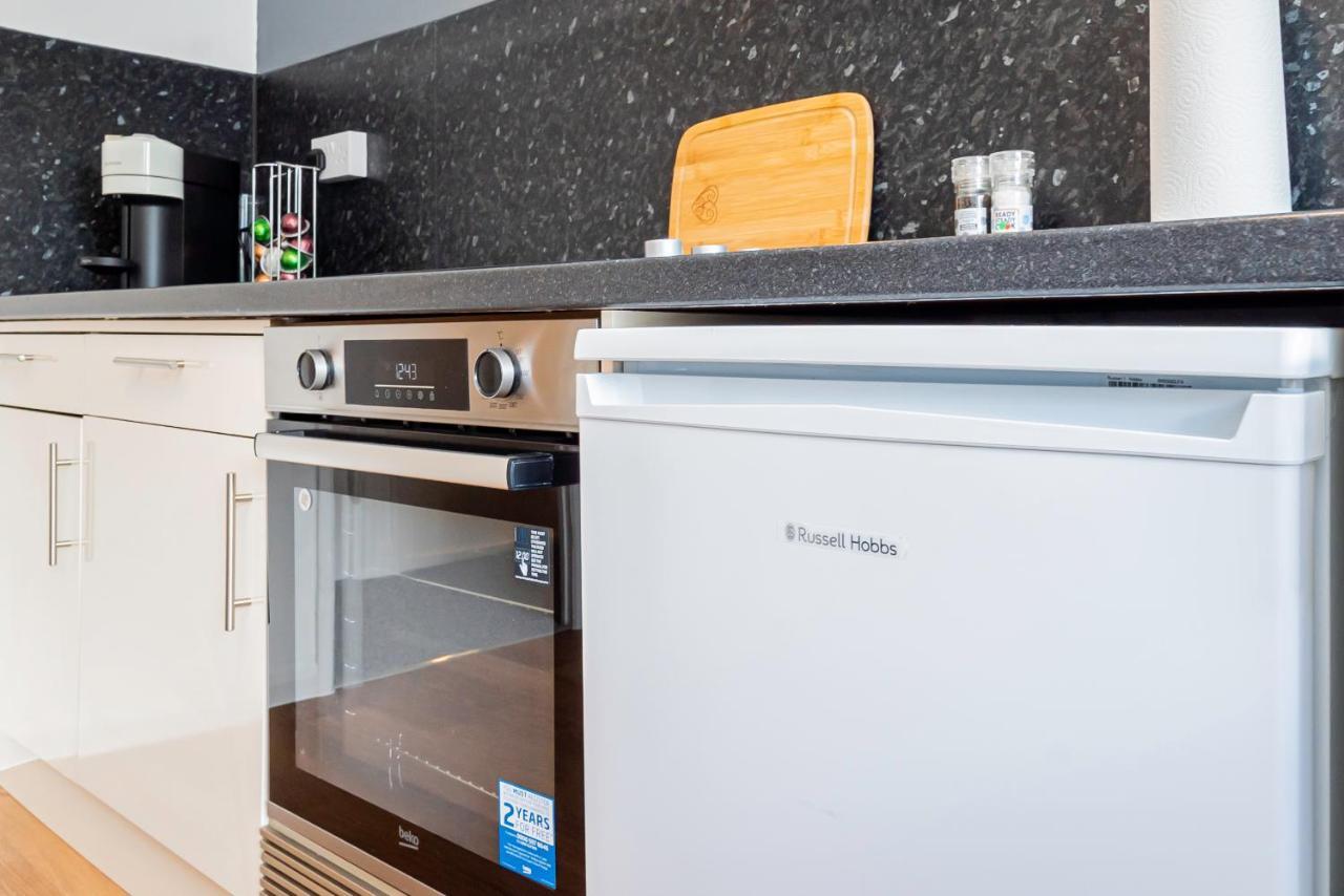 City Centre 3 Bed 8 Guest Parking Near Mayflower Southampton Exterior photo